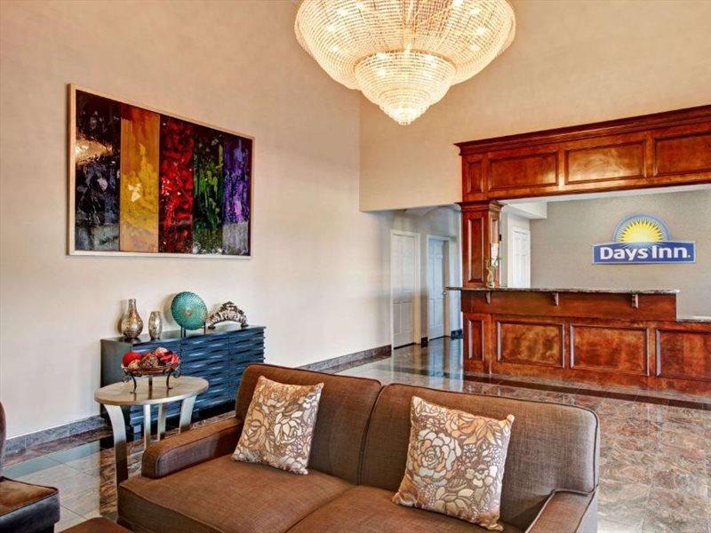Days Inn & Suites By Wyndham Houston North - ספרינג מראה חיצוני תמונה