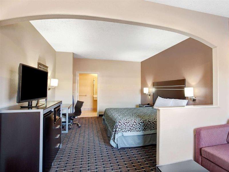 Days Inn & Suites By Wyndham Houston North - ספרינג מראה חיצוני תמונה