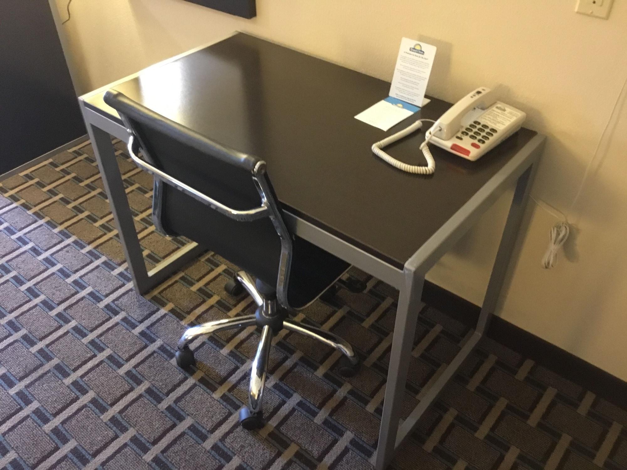 Days Inn & Suites By Wyndham Houston North - ספרינג מראה חיצוני תמונה