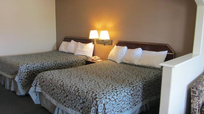 Days Inn & Suites By Wyndham Houston North - ספרינג מראה חיצוני תמונה